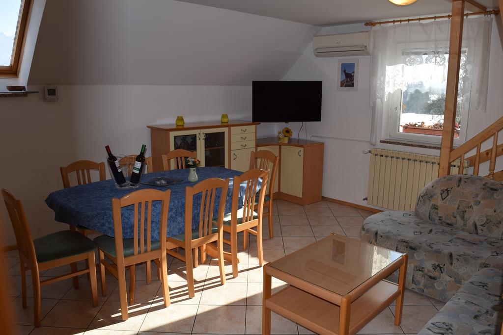 Apartments Mrakic Бовец Экстерьер фото